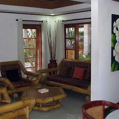 Adika Sari Bungalows